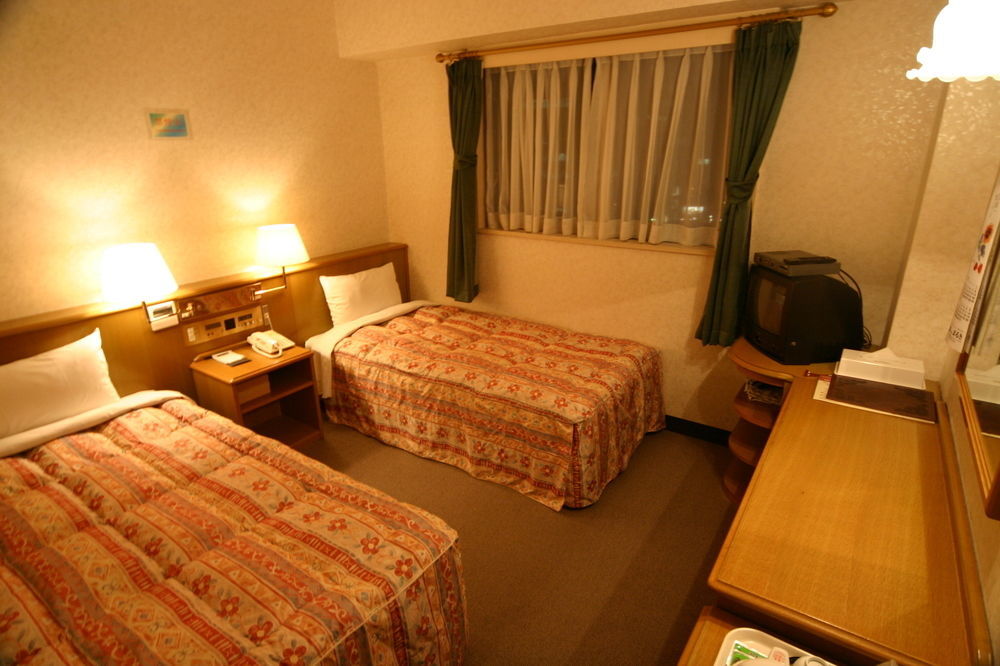 Hotel Maruki Naha Esterno foto