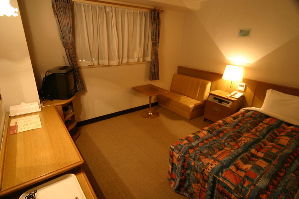 Hotel Maruki Naha Esterno foto